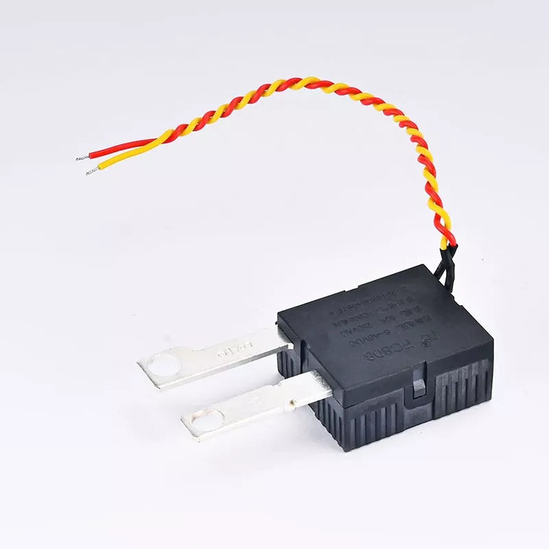 Relai Pengunci Tiga Fase yang Dipasang di Dinding 80A Relai Pengunci Tiga Fase yang Dipasang di Dinding 80A